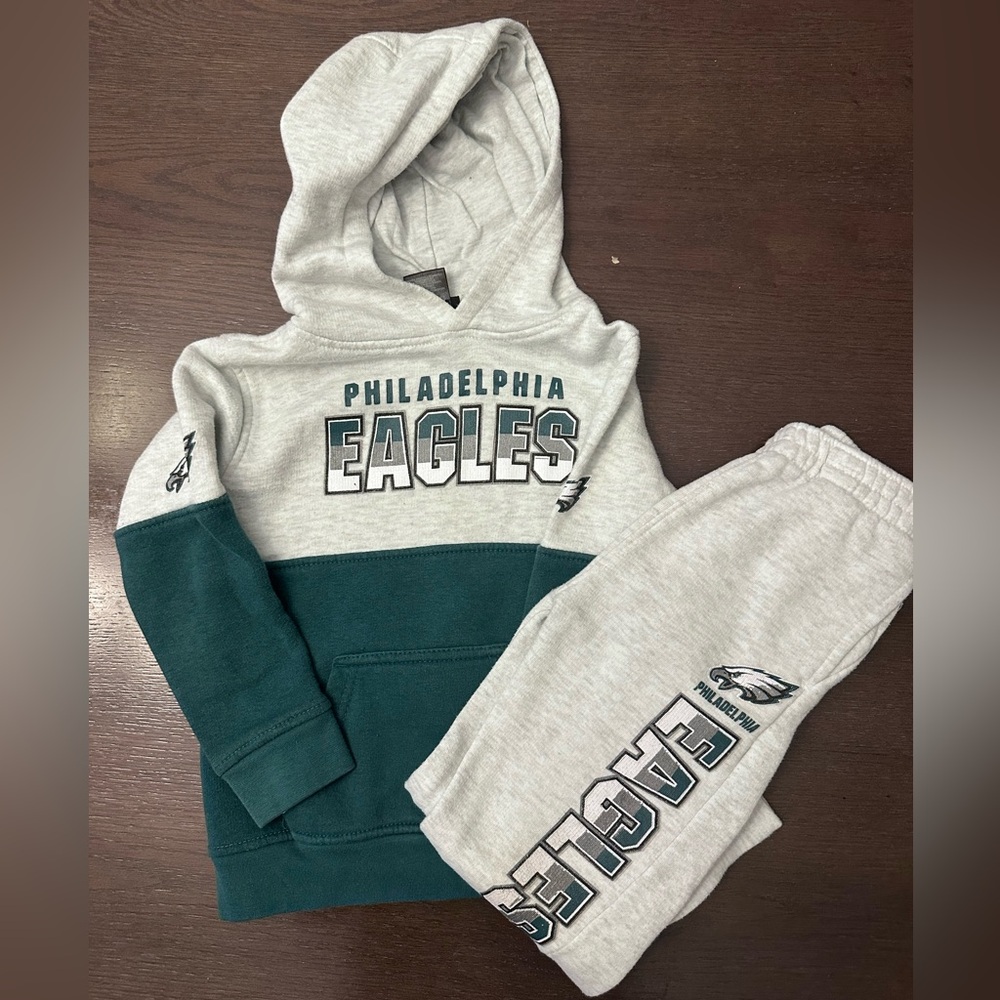 Philadelphia Eagles boys toddler sweatshirt and sweatpants 4T